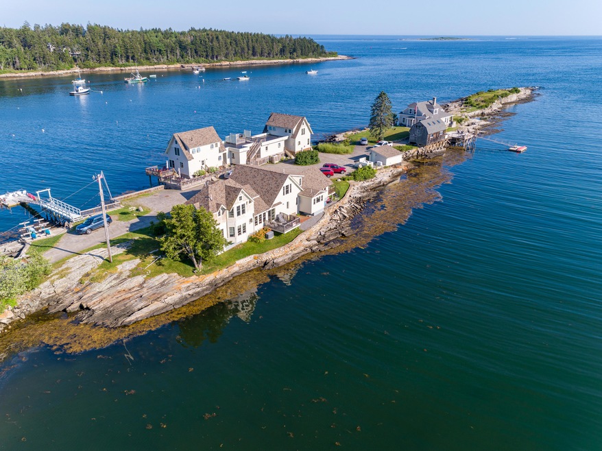 42 Little Island Rd unit 42, Orrs Island, ME 04066 - photo 1