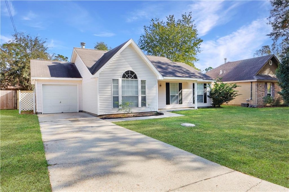 For Rent $1,600/month