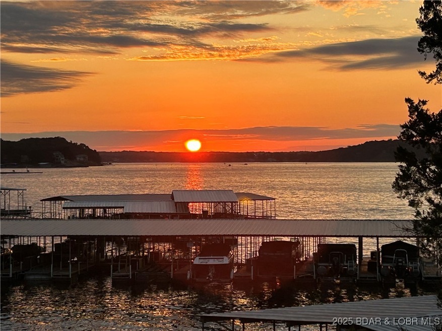 109 Woodcrest Dr unit 1C, Lake Ozark, MO 65049 - photo 1