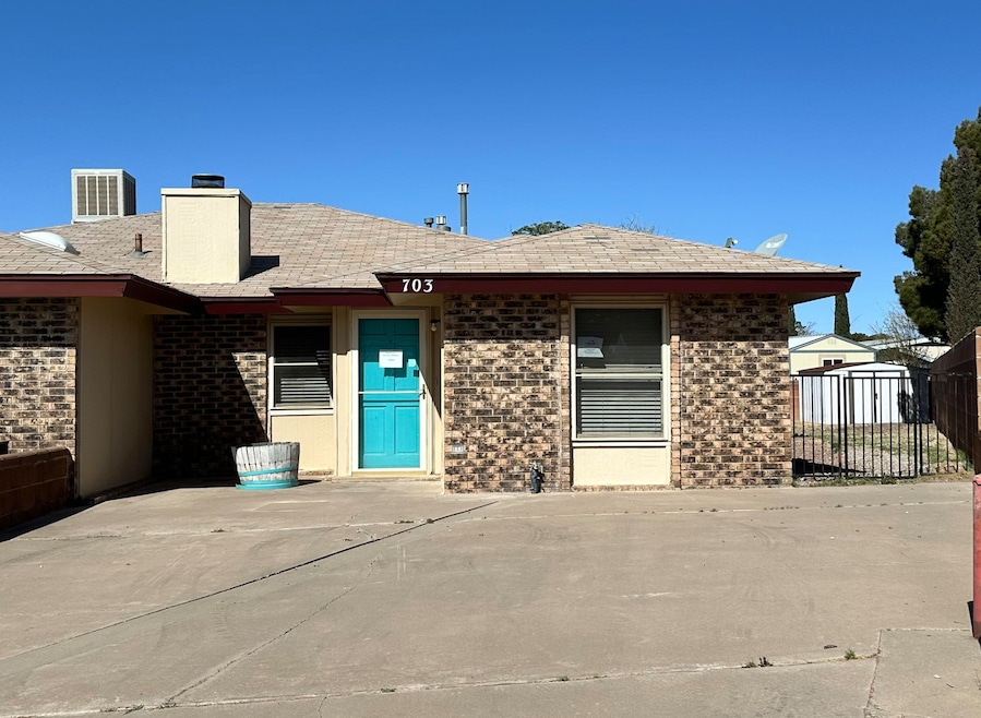 For Sale $122,000 • Co-Listing Agent