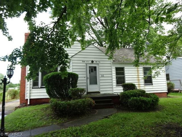 Welcome to 8759 Columbia Rd  Olmsted Falls, OH