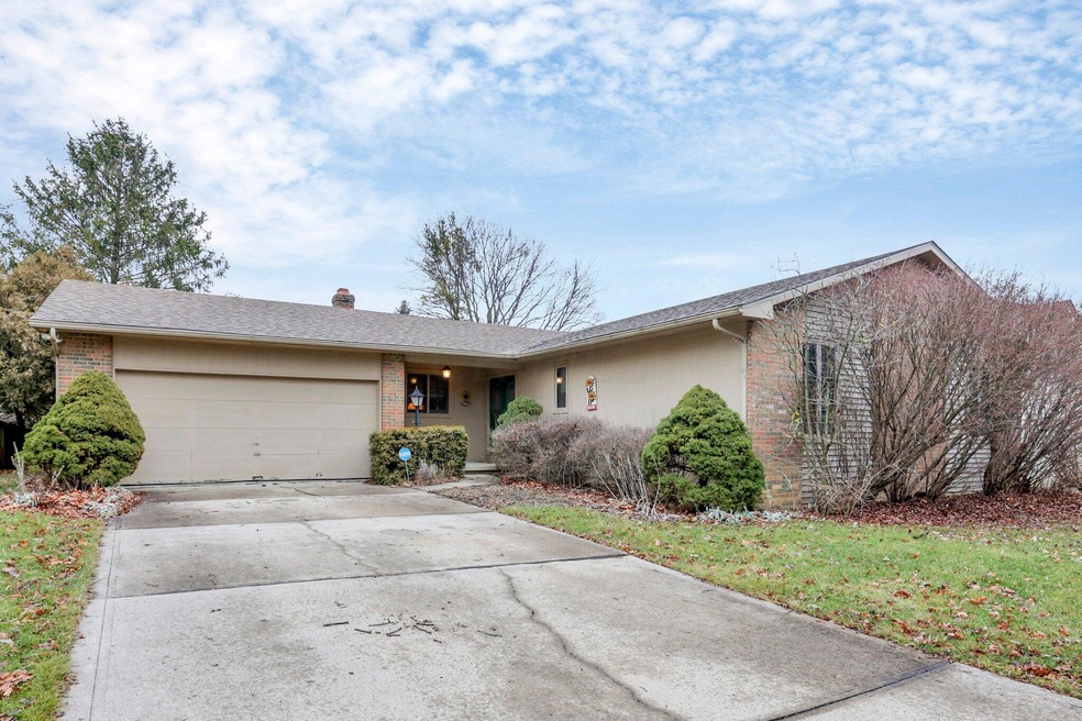 1140 Northport Dr, Columbus, OH 43235 - photo 1