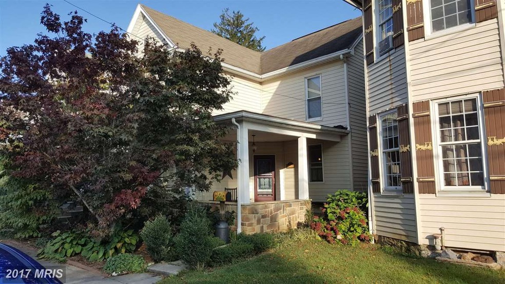 115 N Franklin St, Waynesboro, PA 17268 - photo 1