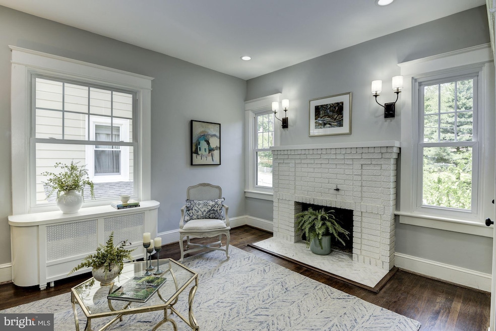 7515 Carroll Ave, Takoma Park, MD 20912 - photo 1