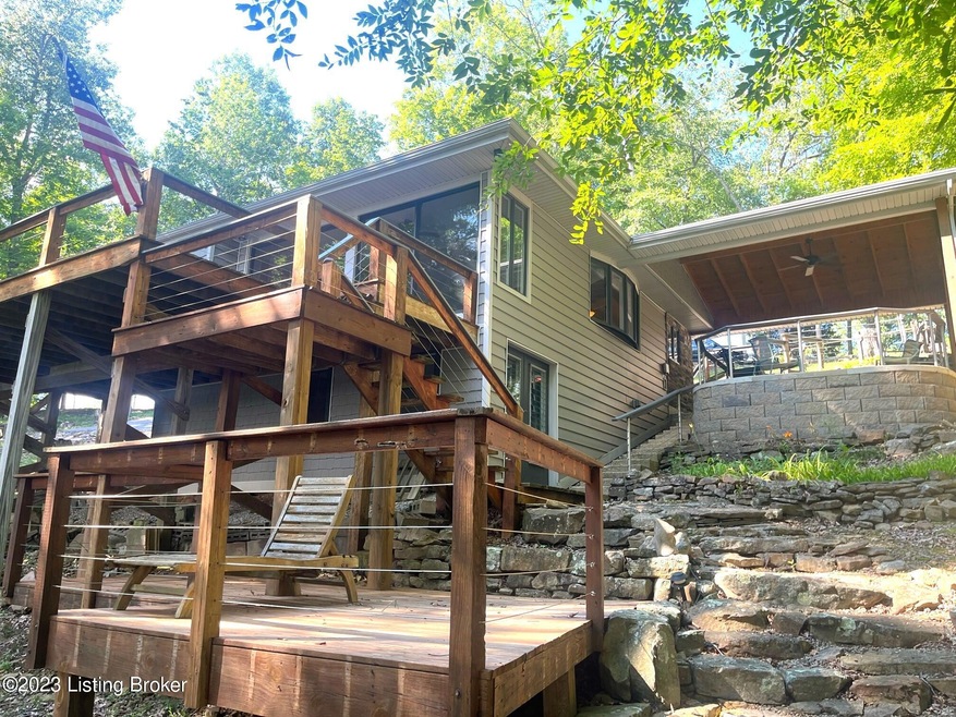 3 BR - 2 BA Waterfront Home!