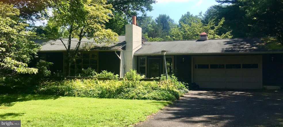 2729 Furlong Rd, Doylestown, PA 18902 - photo 1