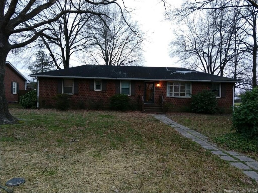 420 20th St, West Point, VA 23181 - photo 1