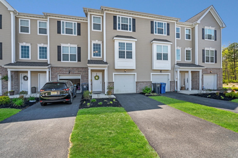 31 Melanie Way, Manahawkin, NJ 08050 - photo 1