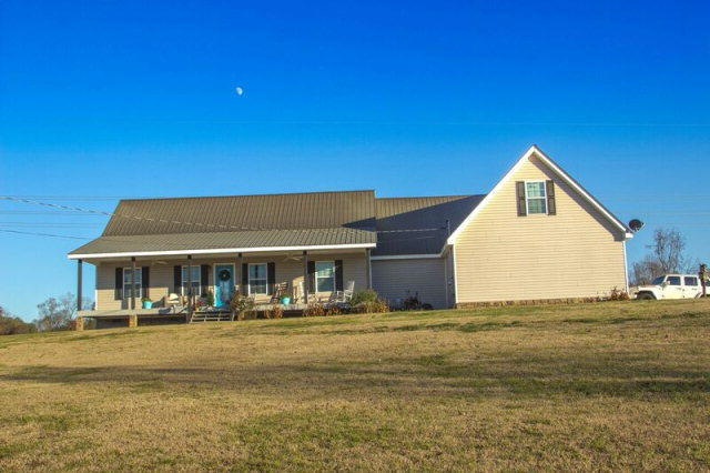 211 Lloyd Way, Resaca - Photo 1