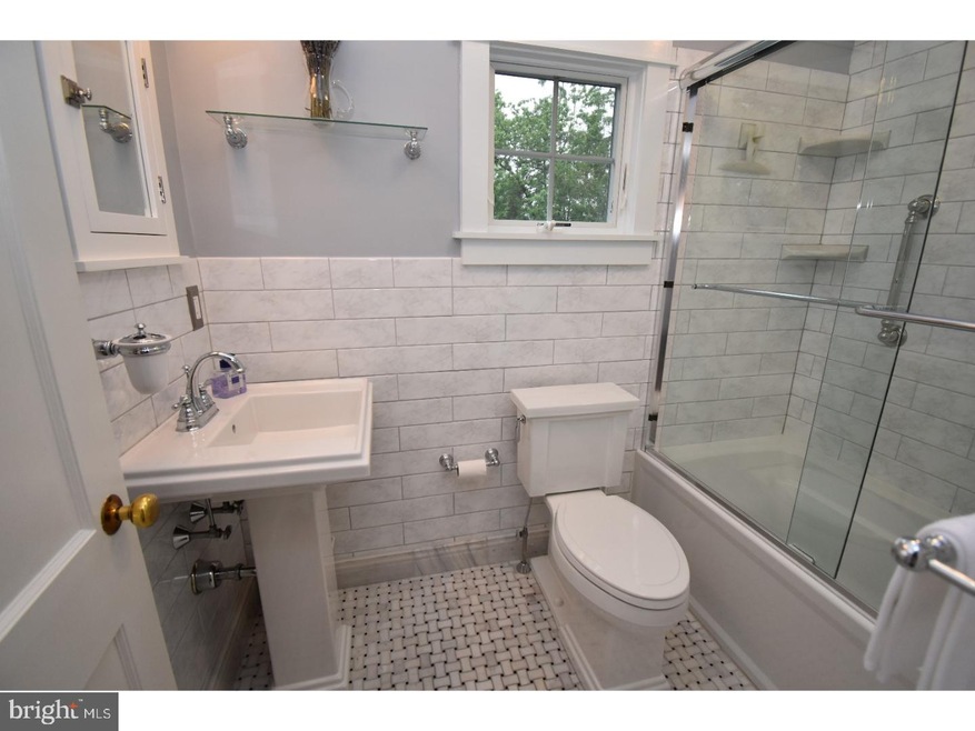 315 Briarwood Ave, Haddonfield, NJ 08033 - photo 1