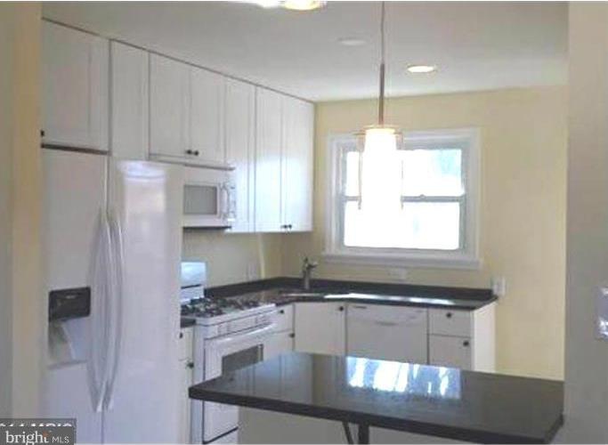 1629 Lewis Ave, Rockville, MD 20851 - photo 1