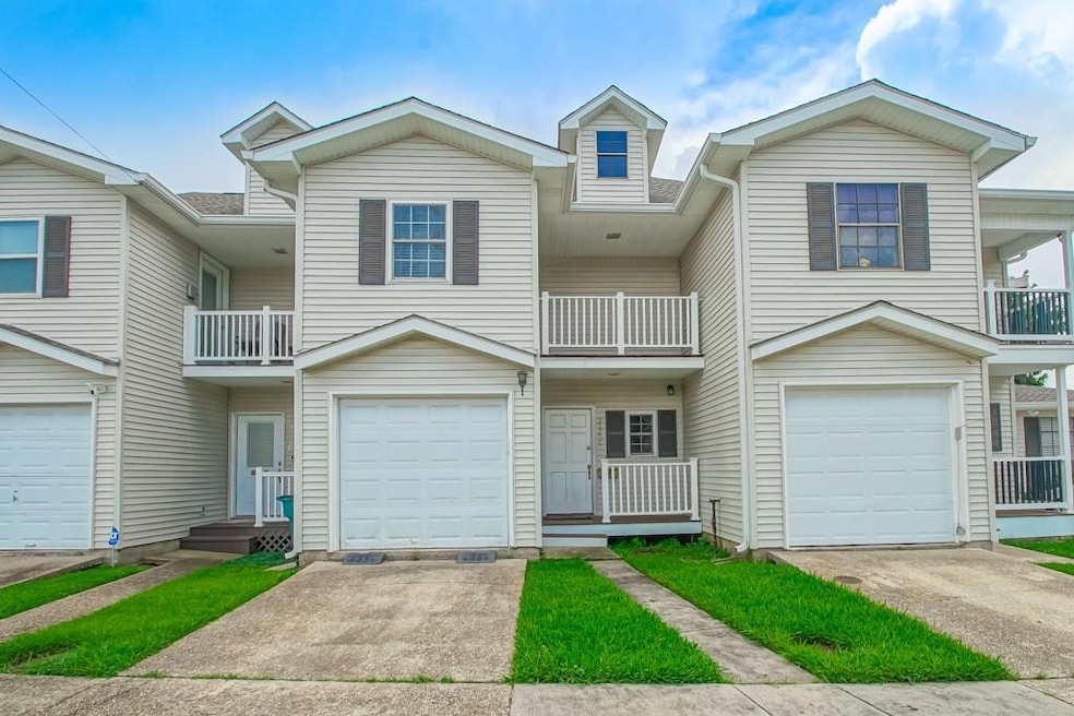 Welcome home to this 3 bedroom townhouse style con