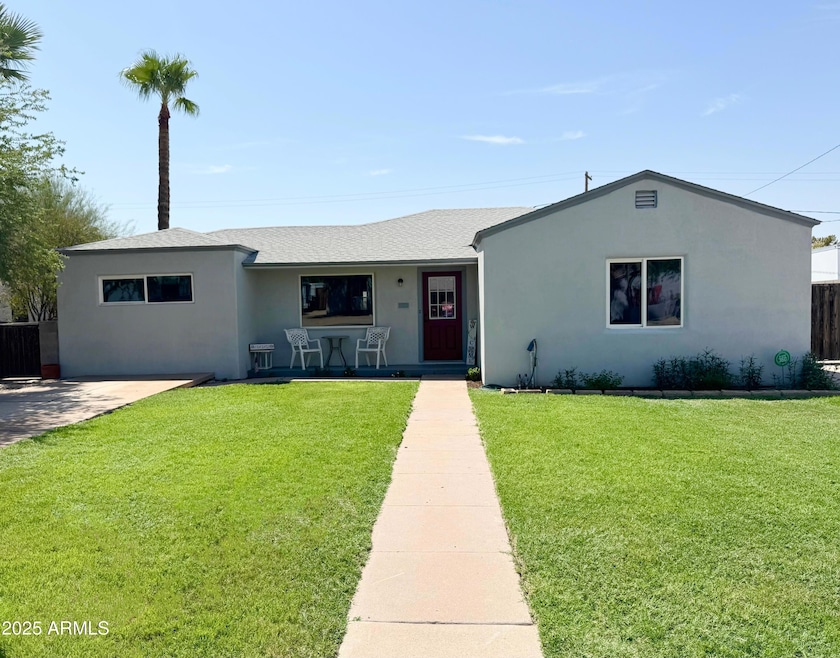 1119 W Roma Ave, Phoenix, AZ 85013 - photo 1