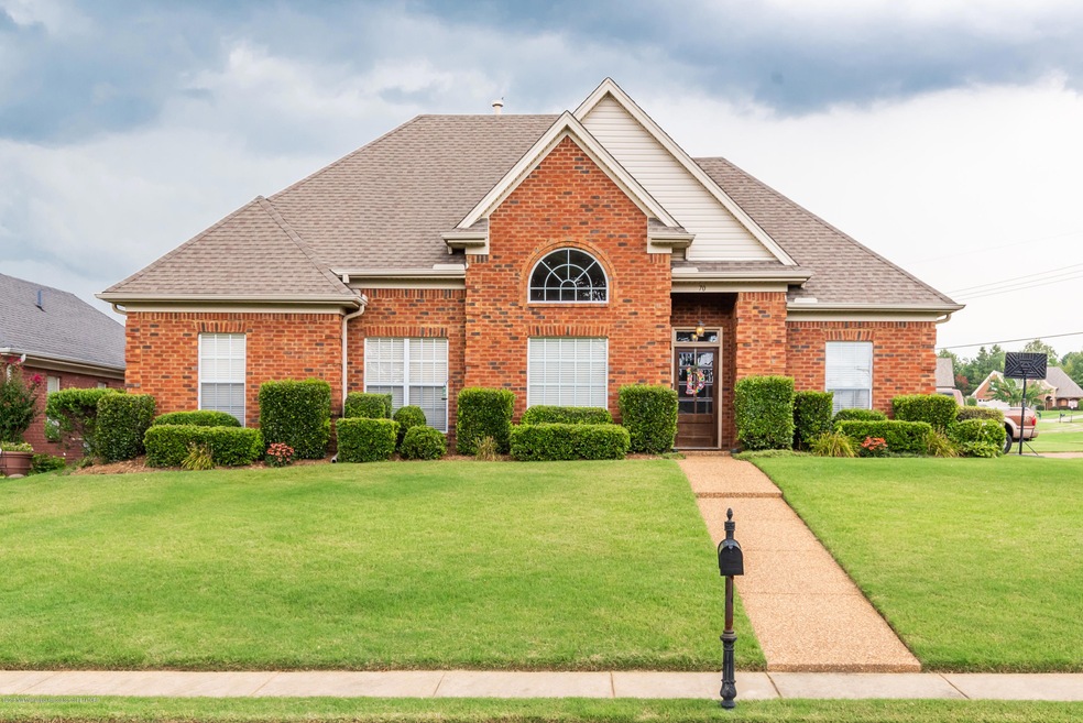 70 Pebble Creek Cove W, Hernando, MS 38632 - photo 1