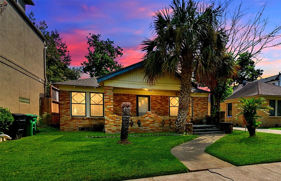 1517 Mcduffie St, Houston, TX 77019 - photo 1
