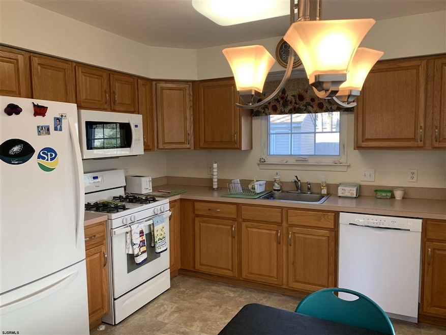 7 Pacific Ave, Somers Point, NJ 08244 - photo 1