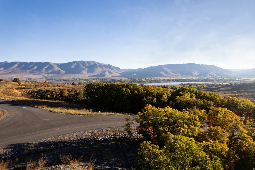 5977 E Legacy Mountain Dr unit 22, Huntsville, UT 84317 - photo 1