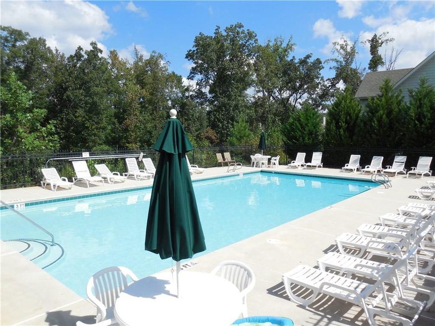 6425 Blue Herron Dr, Flowery Branch, GA 30542 - photo 1