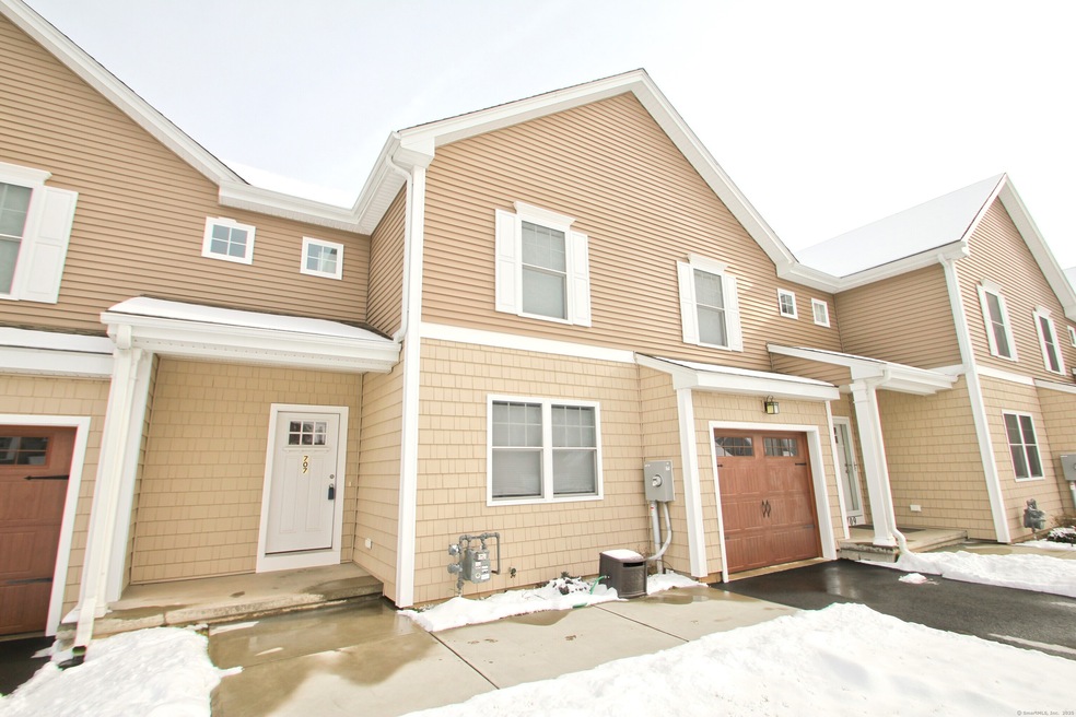 707 Old Village Cir, Windsor, CT 06095 - photo 1