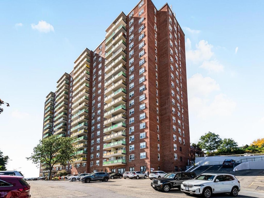 Westchester Towers unit 11K, Yonkers, NY 10710 - photo 1