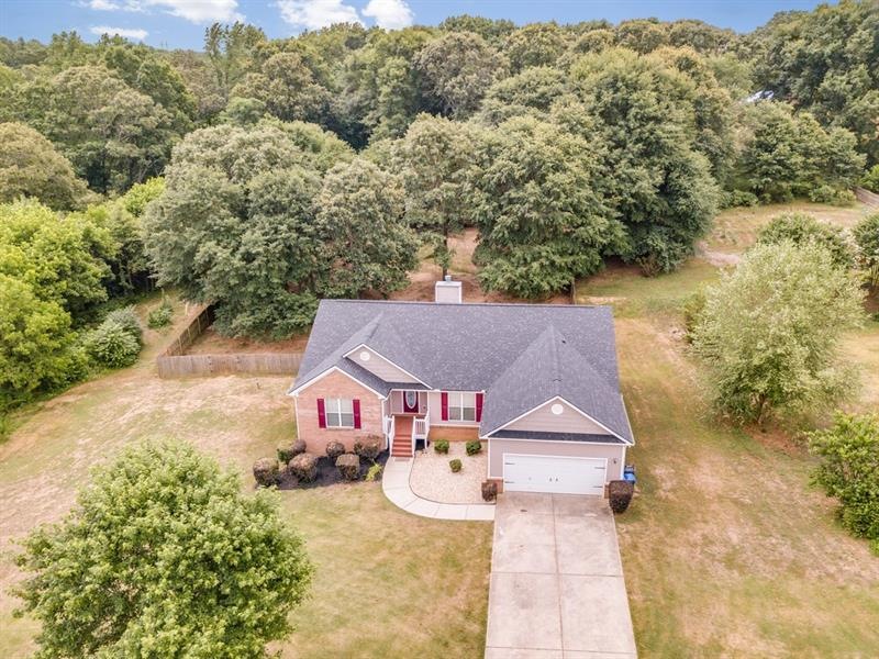 726 Silver Bell Rd, Jefferson, GA 30549 - photo 1