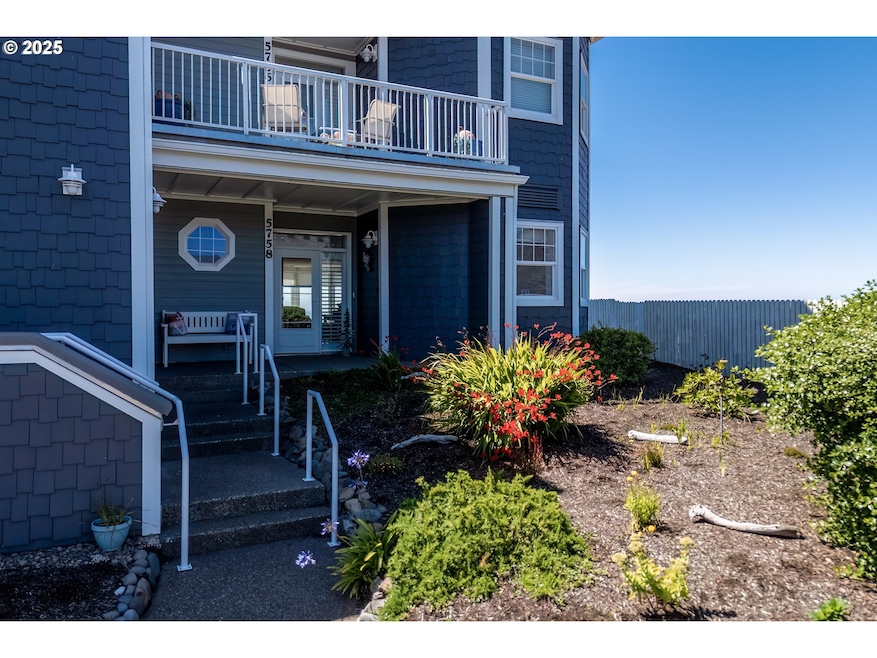 5758 SW Cupola Dr, South Beach, OR 97366 - photo 1