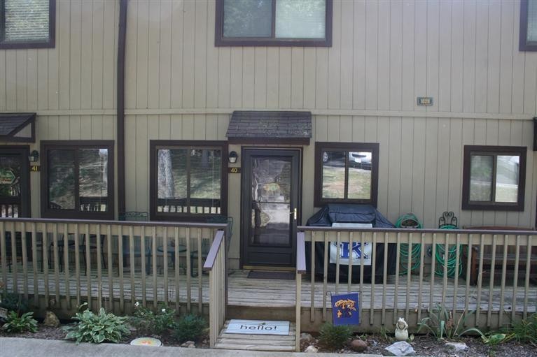 1028 Hancock Cir unit 40, Harrodsburg, KY 40330 - photo 1