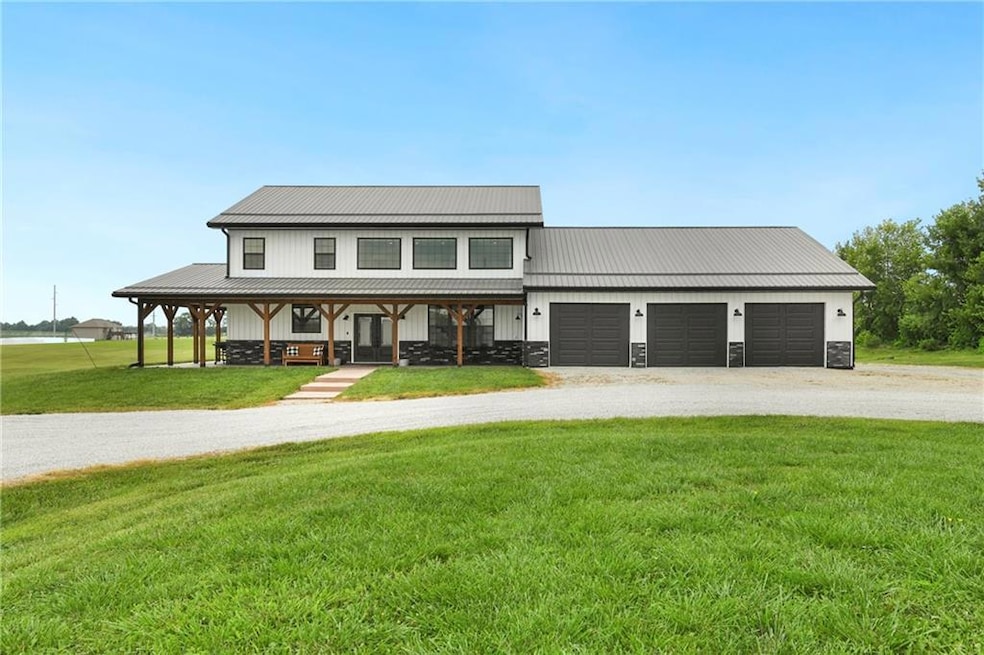 56 NW 151st Rd, Centerview, MO 64019 - photo 1