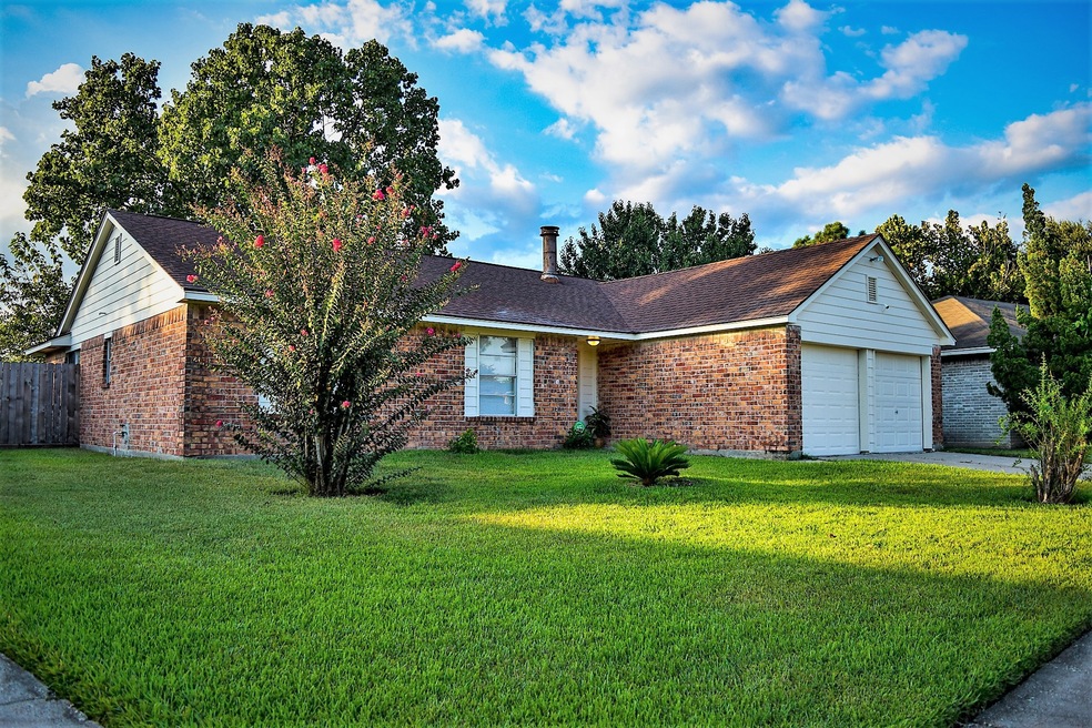 7323 Sonnet Glen Ln, Houston, TX 77095 - photo 1