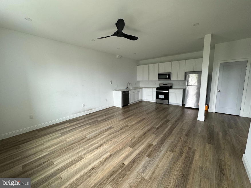 322 Vine St unit 3A, Camden, NJ 08102 - photo 1