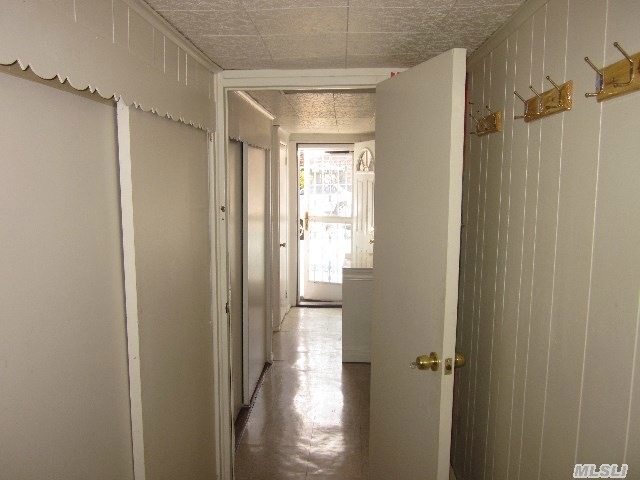 43-28 223rd St unit 1, Flushing, NY 11361 - photo 1