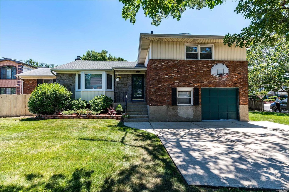 757 W Broadway, Woodmere, NY 11598 - photo 1