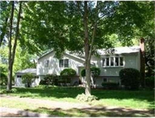 6 Scarlet Ln, Danvers, MA 01923 - photo 1