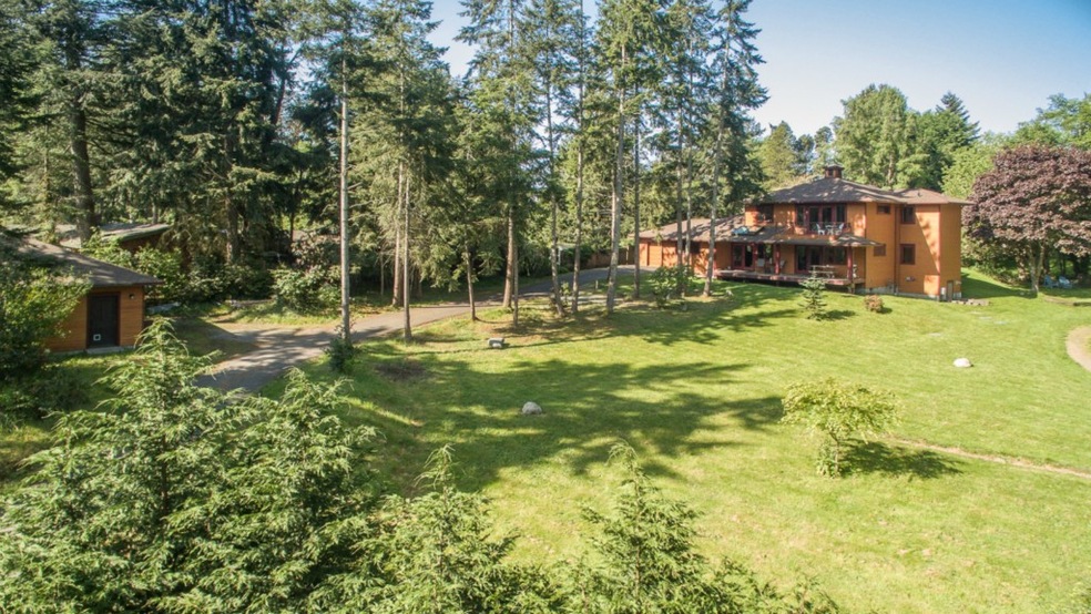 11109 107th Ave SW, Vashon, WA 98070 - photo 1
