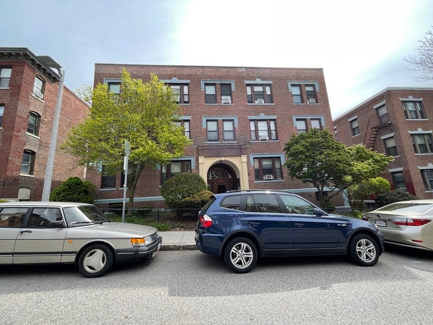 21 Park Vale Ave unit 4, Allston, MA 02134 - photo 1
