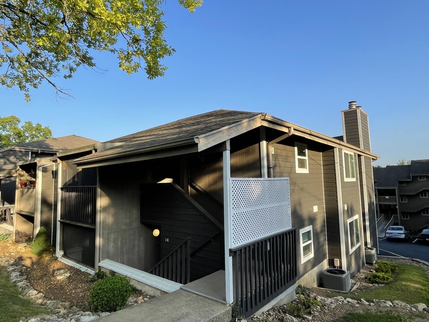 118 W. Hensley 1-C