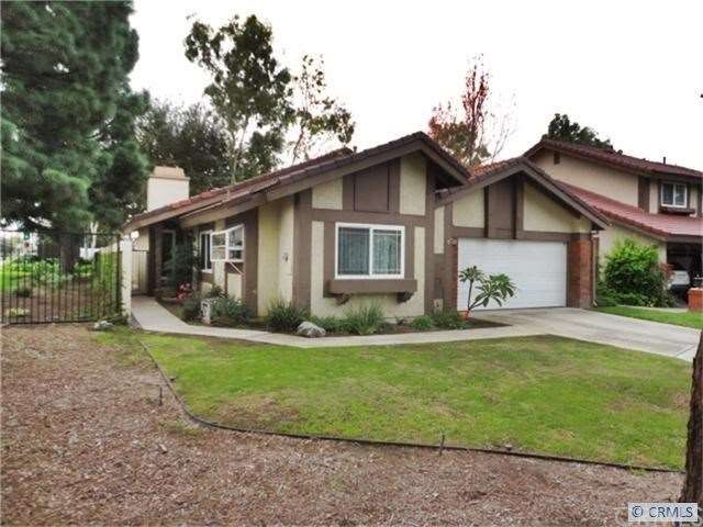 Beautiful single story home in the desirable River