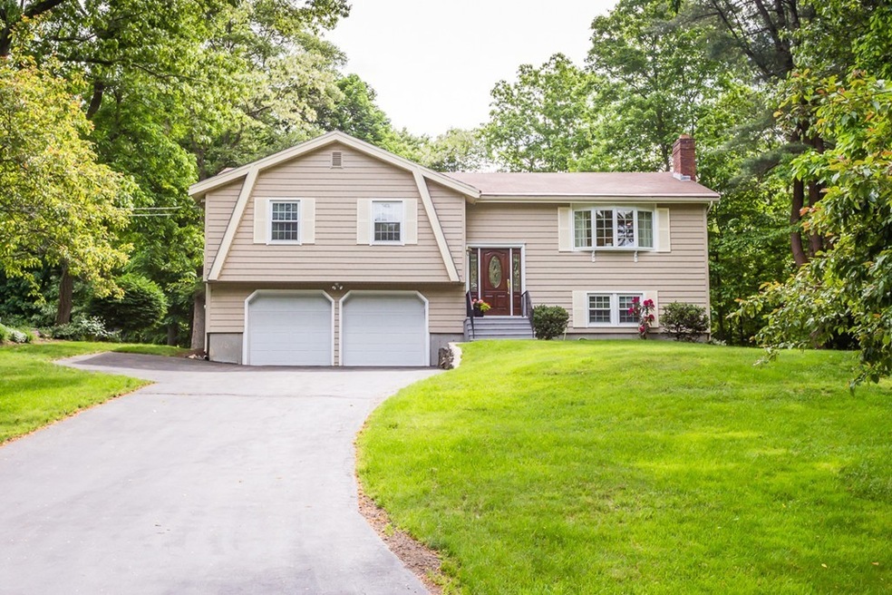 39 Longbow Rd, Danvers, MA 01923 - photo 1