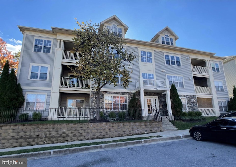 8901 Stone Creek Place unit T3, Pikesville, MD 21208 - photo 1