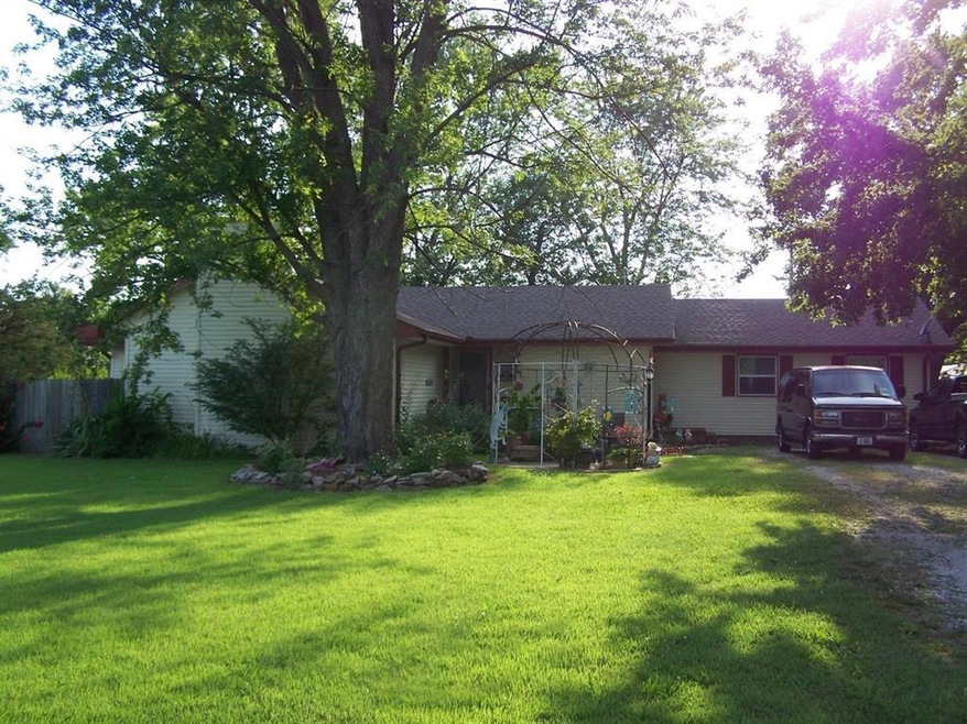 21012 Ness Rd, Parsons, KS 67357 - photo 1