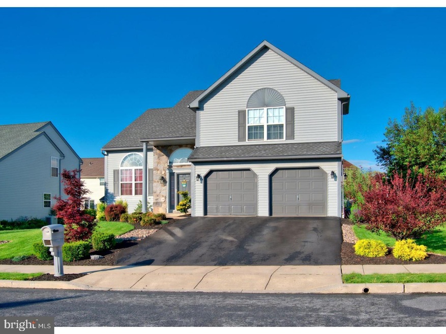 1003 Bowman St, Reading, PA 19605 - photo 1