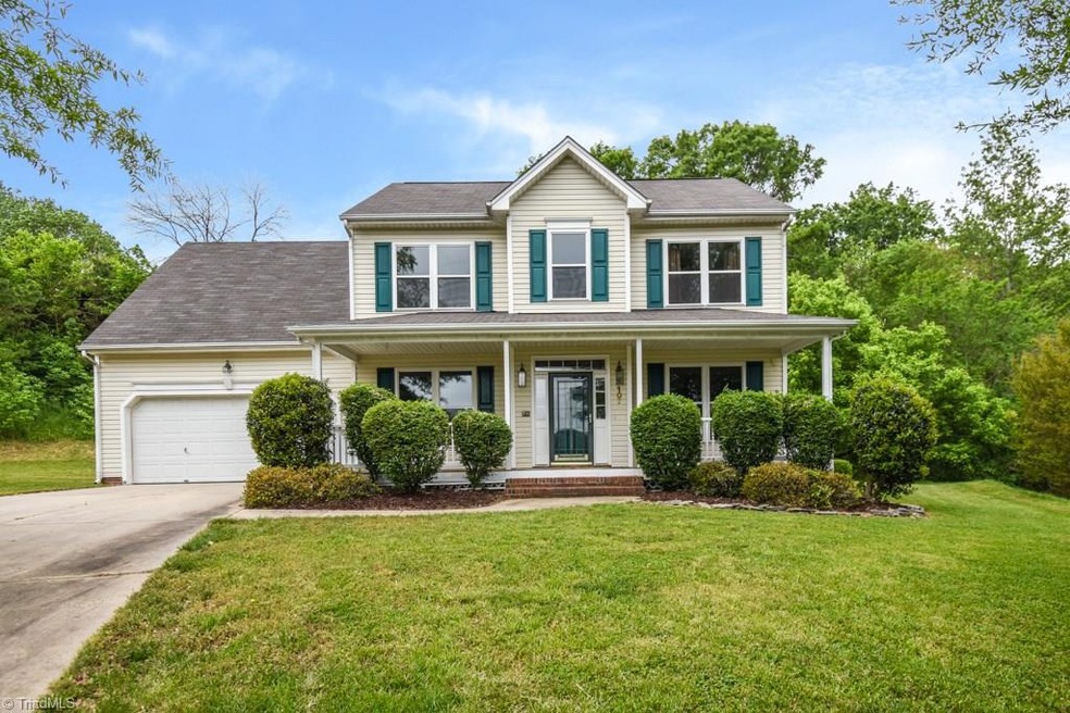 107 Farriers Ln, Jamestown, NC 27282 - photo 1