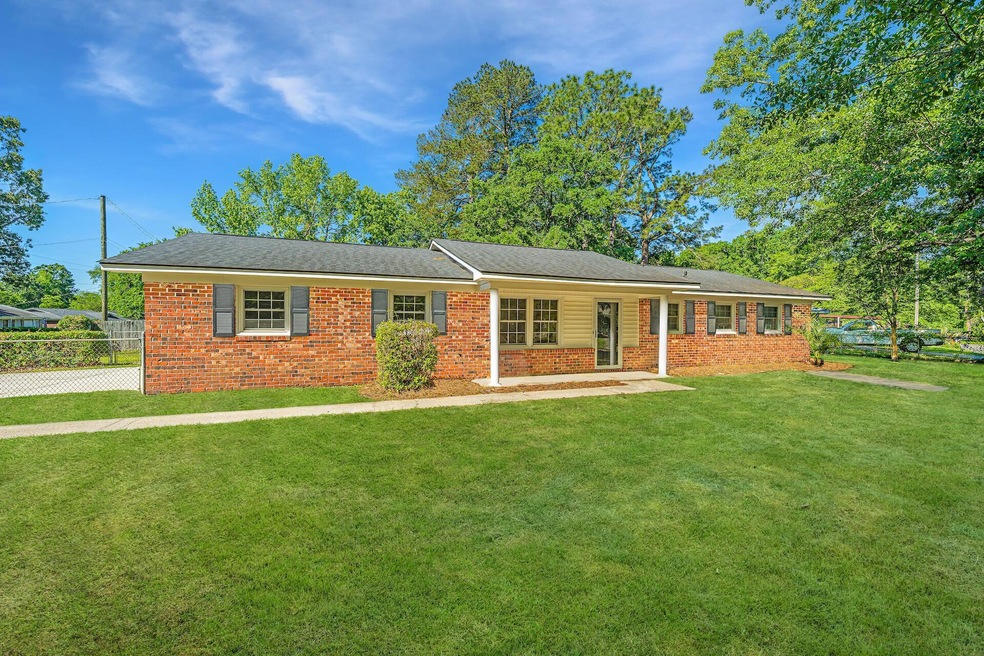Summertime front view