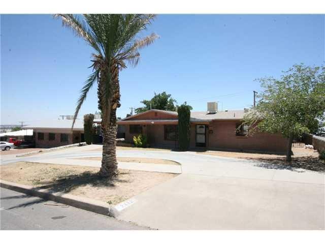 2812 Mountain Ave, El Paso, TX 79930 - photo 1