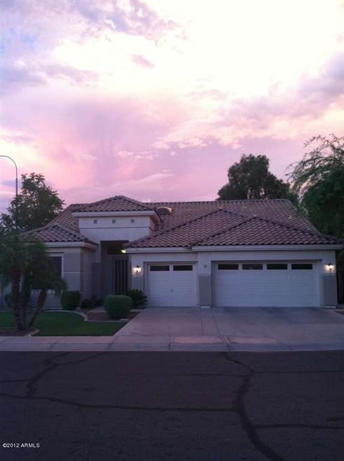 Awesome Corner Lot!