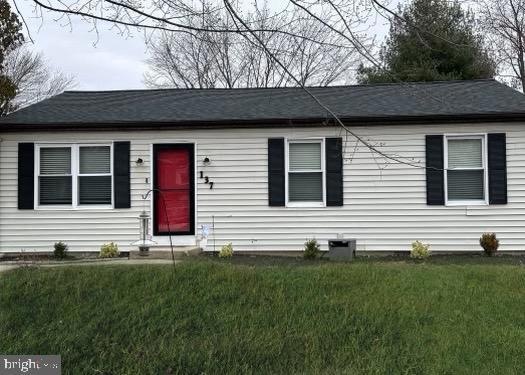 137 Sturbridge Dr, Sicklerville, NJ 08081 - photo 1