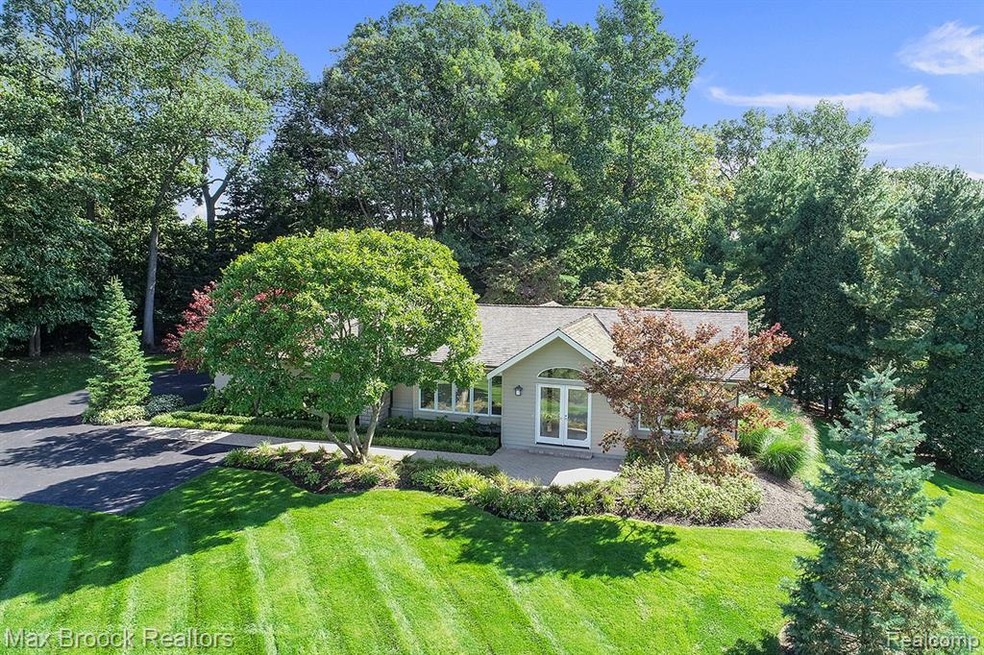 4779 Walnut Lake Road