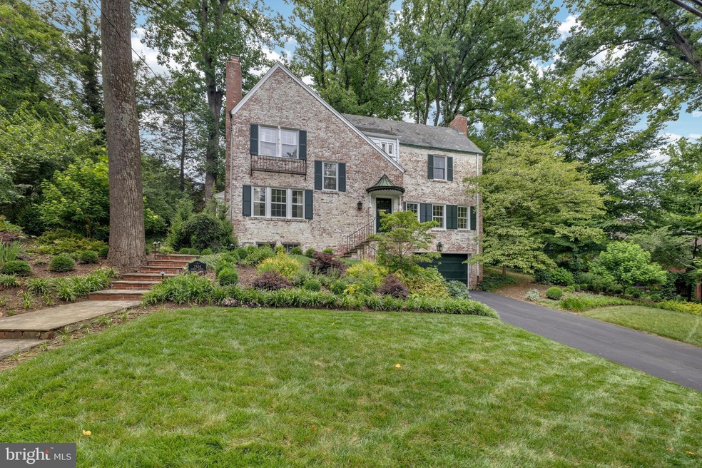 7504 Summit Ave, Chevy Chase, MD 20815 - photo 1