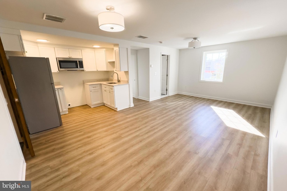 380 Broadview Ave unit 5, Warrenton, VA 20186 - photo 1