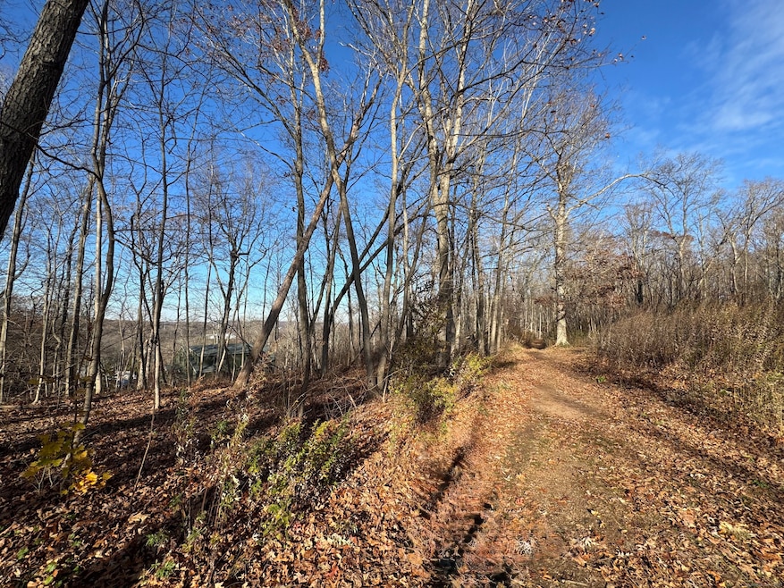 71 Hilltop Dr, Branford, CT 06405 - photo 1